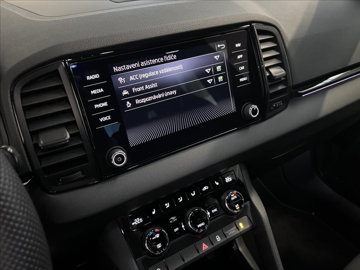 Škoda Karoq SUV 1,5 l 110 kw