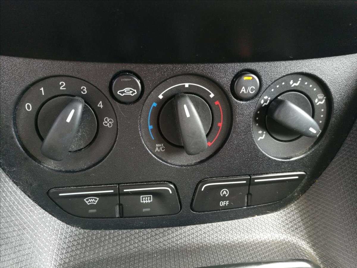 Ford Transit Connect Skříň 1,5 l 88 kw