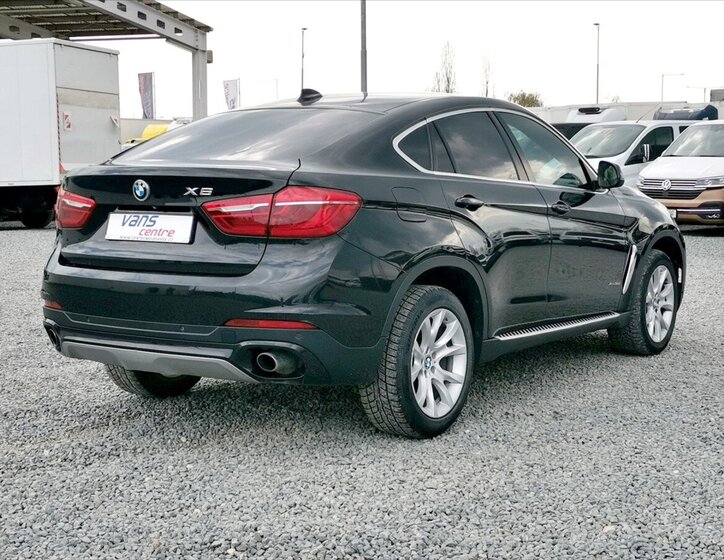 BMW X6 SUV / Terénní 3,0 l 190 kw