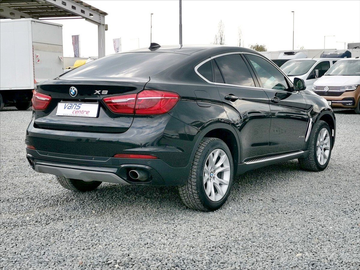 BMW X6 SUV / Terénní 3,0 l 190 kw
