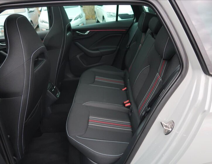 Škoda Scala Hatchback 999,0 85 kw