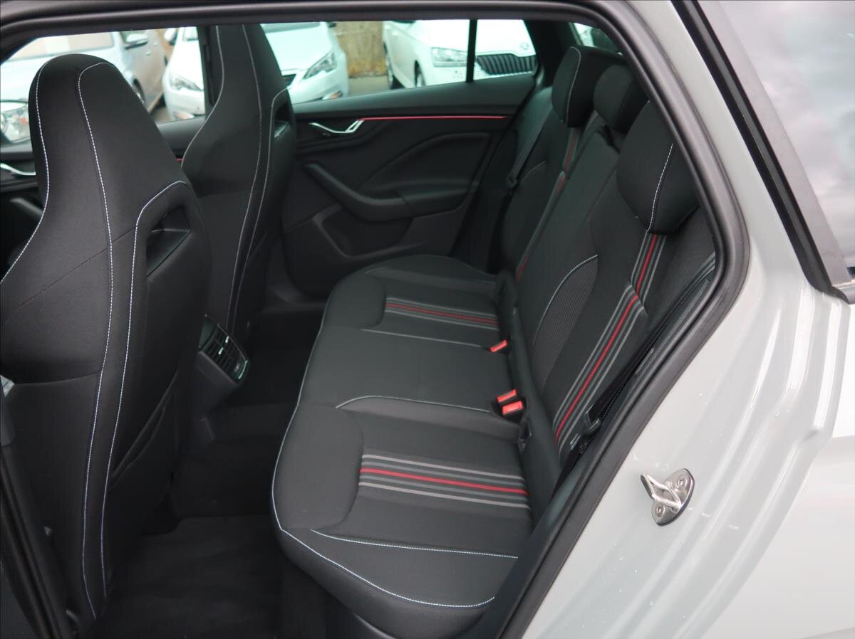 Škoda Scala Hatchback 999,0 85 kw