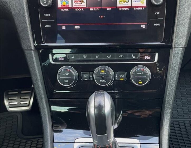 Volkswagen Golf Hatchback 2,0 l 210 kw