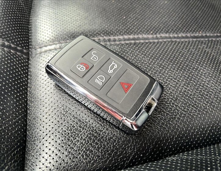 Land Rover Range Rover Evoque 25