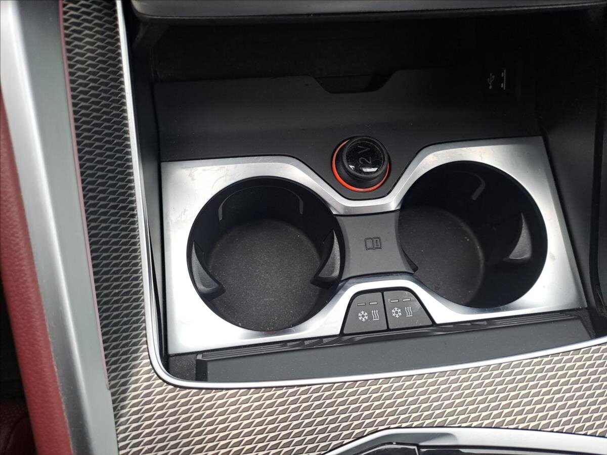 BMW X6 SUV 3,0 l 210 kw