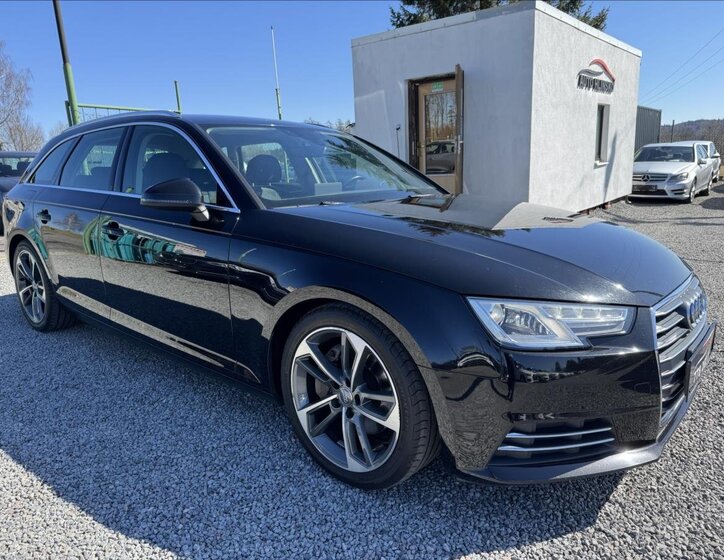 Audi A4 Kombi 2,0 l 140 kw