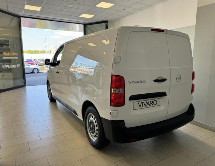 Opel Vivaro 4
