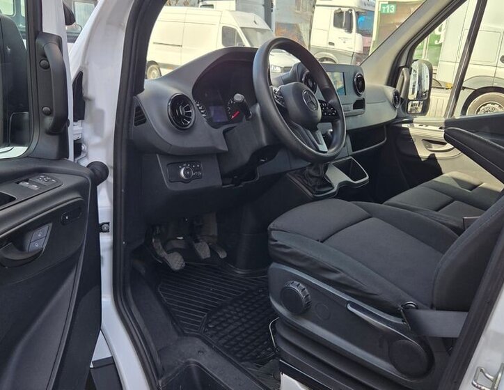 Mercedes-Benz Sprinter Skříň 2,0 l 125 kw