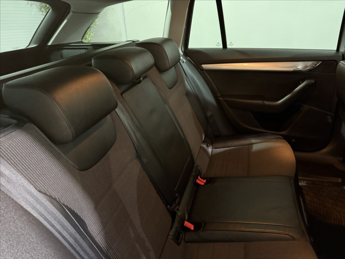 Škoda Octavia Kombi 2,0 l 110 kw