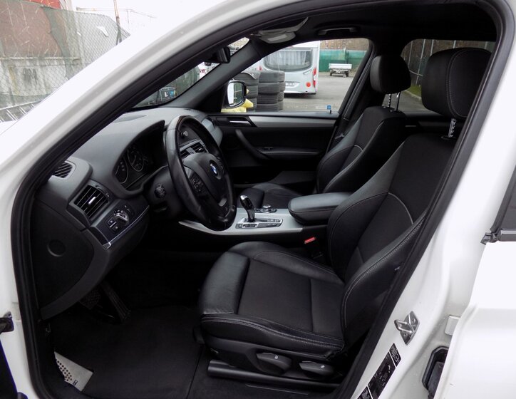 BMW X3 SUV / Terénní 2,0 l 135 kw