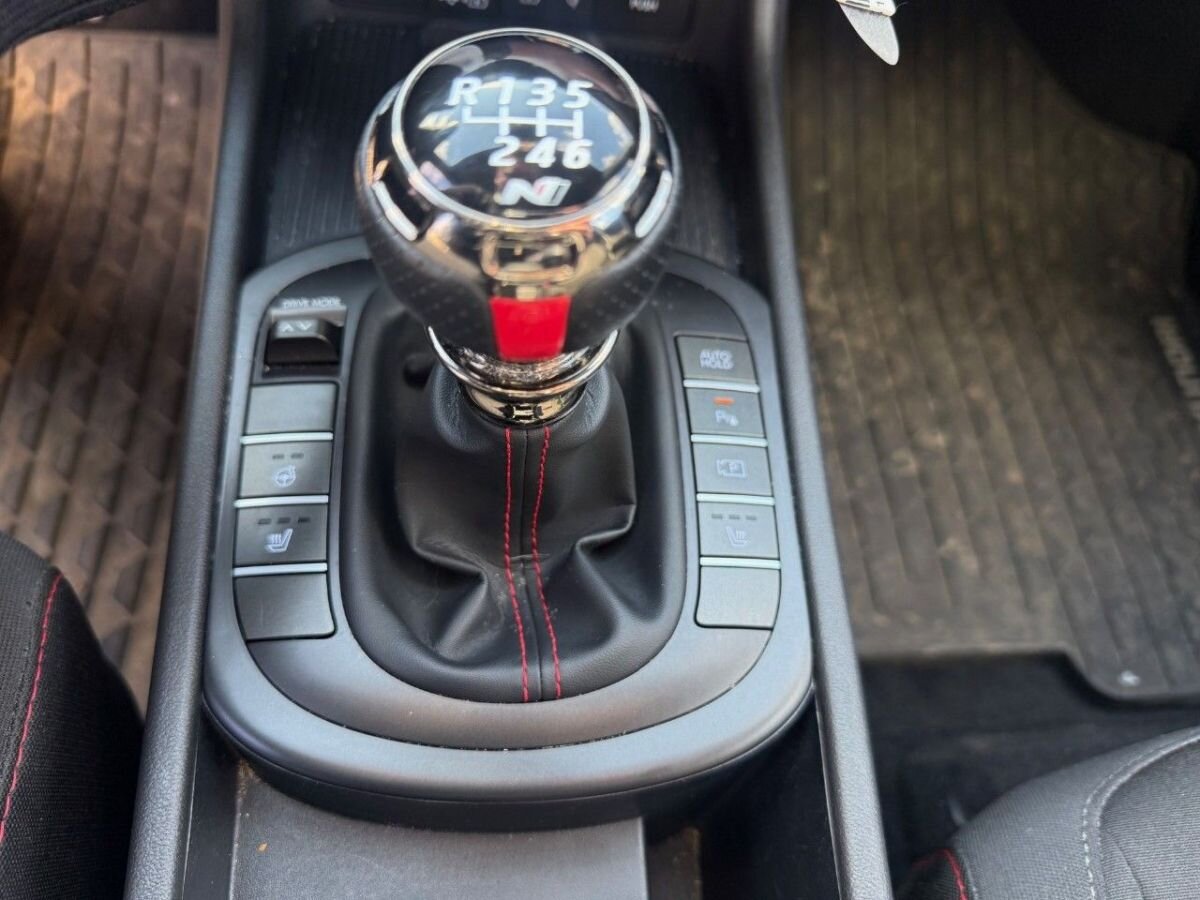 Hyundai Kona SUV / Terénní 1,6 l 145 kw