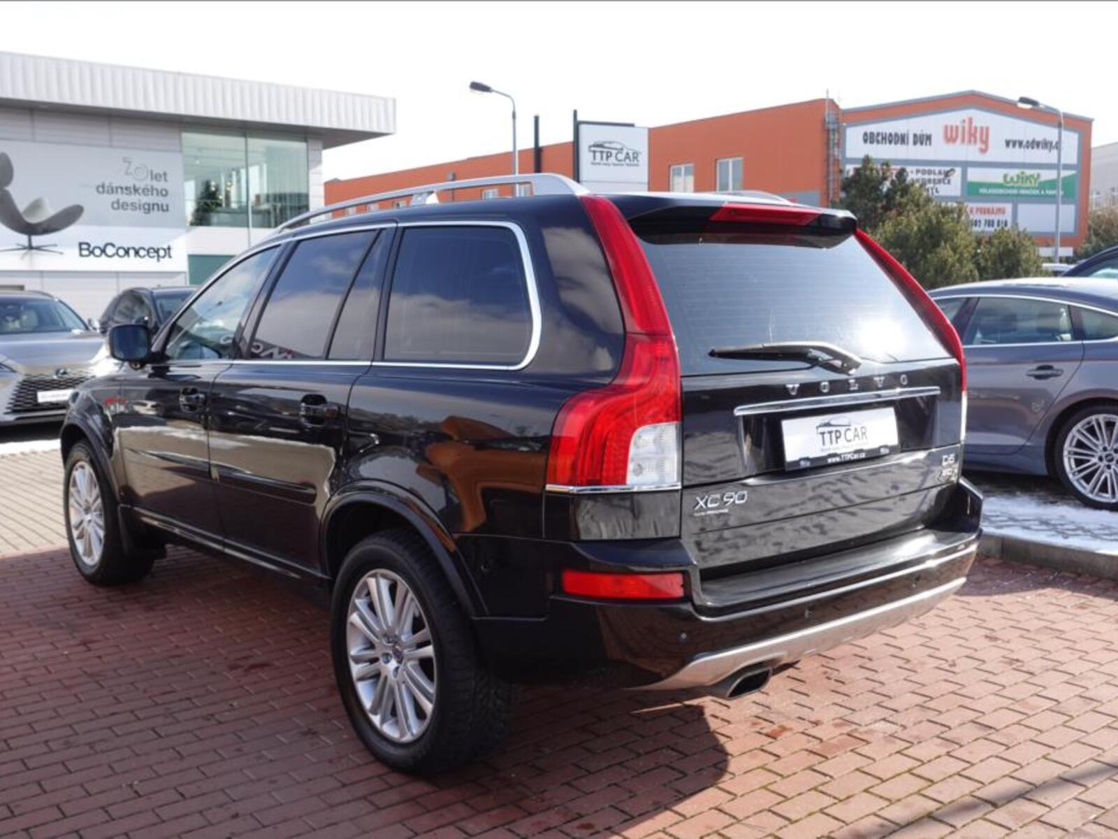 Volvo XC90 6