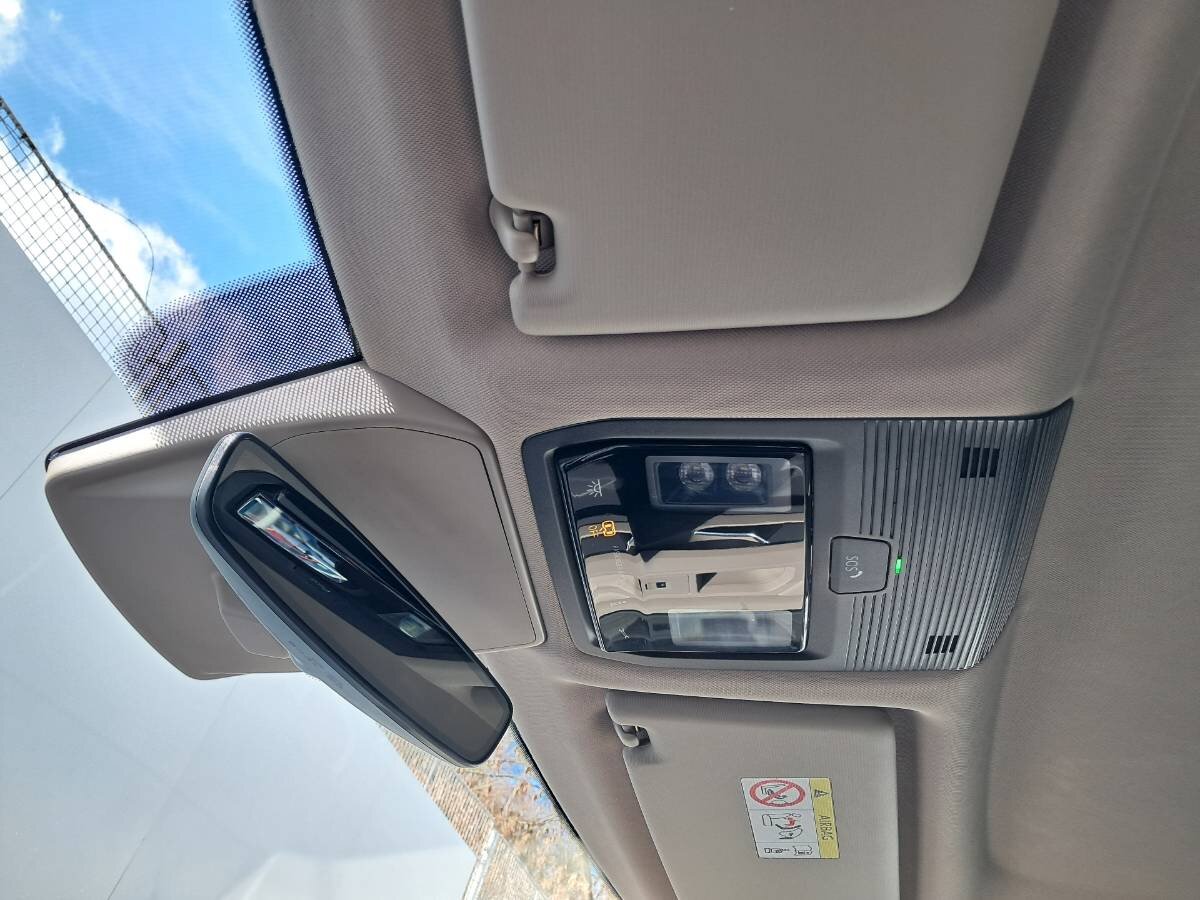 Volkswagen Multivan Kombi 1,5 l 130 kw