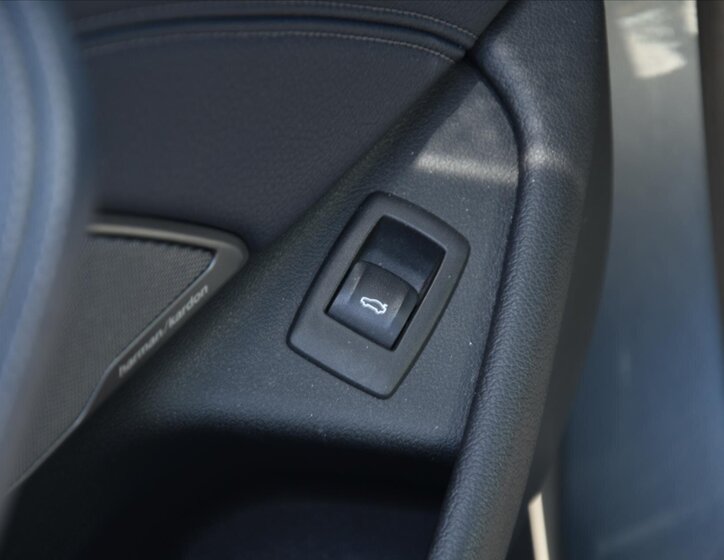 BMW Řada 5 Sedan / Limuzína 3,0 l 250 kw