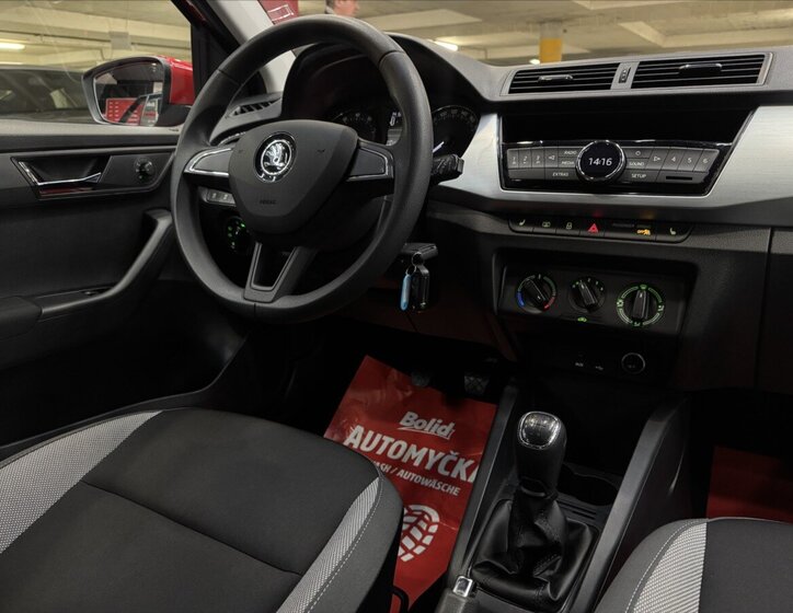 Škoda Fabia Hatchback 999,0 70 kw