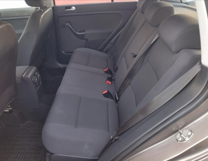 Volkswagen Golf Plus 19