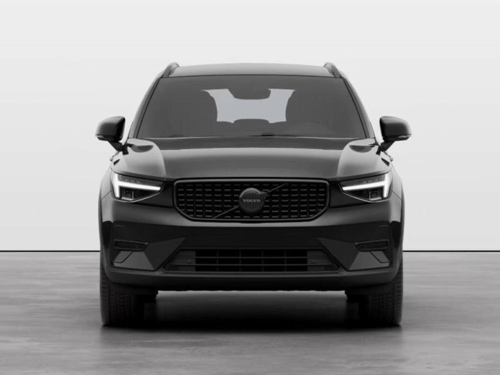 Volvo XC40 3