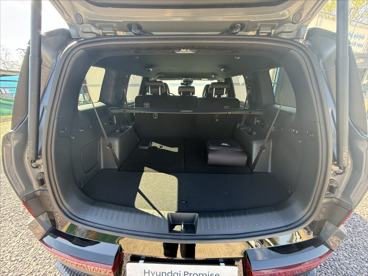 Hyundai Santa Fe SUV / Terénní 1,6 l 185 kw