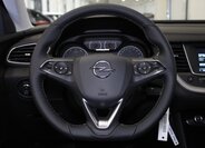 Opel Grandland X SUV / Terénní 1,2 l 96 kw