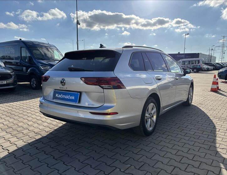 Volkswagen Golf Kombi 1,5 l 110 kw