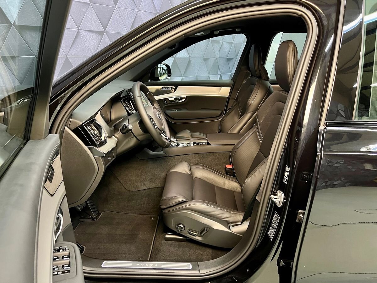 Volvo XC90 SUV 2,0 l 184 kw