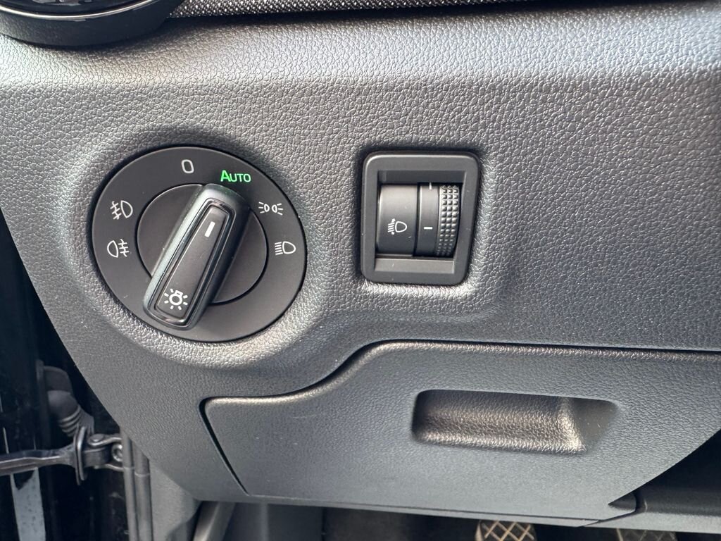 Škoda Fabia Hatchback 999,0 59 kw