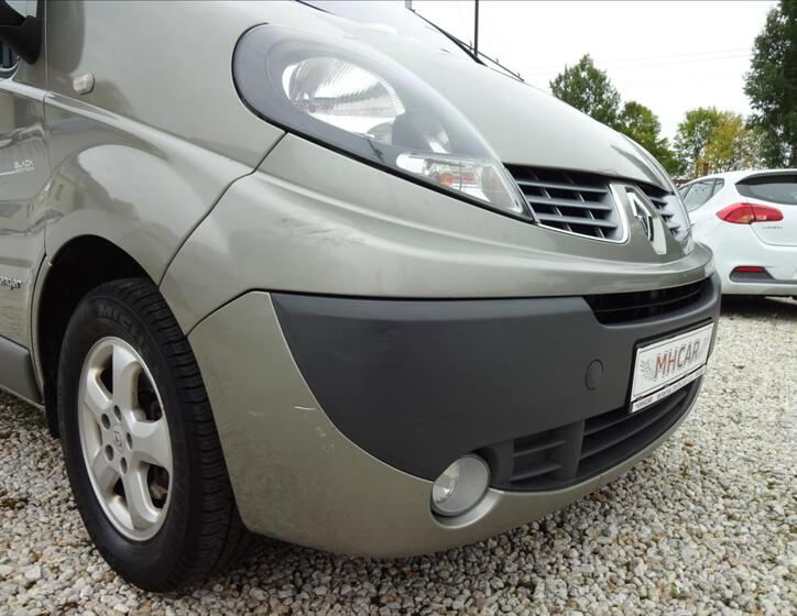 Renault Trafic 11