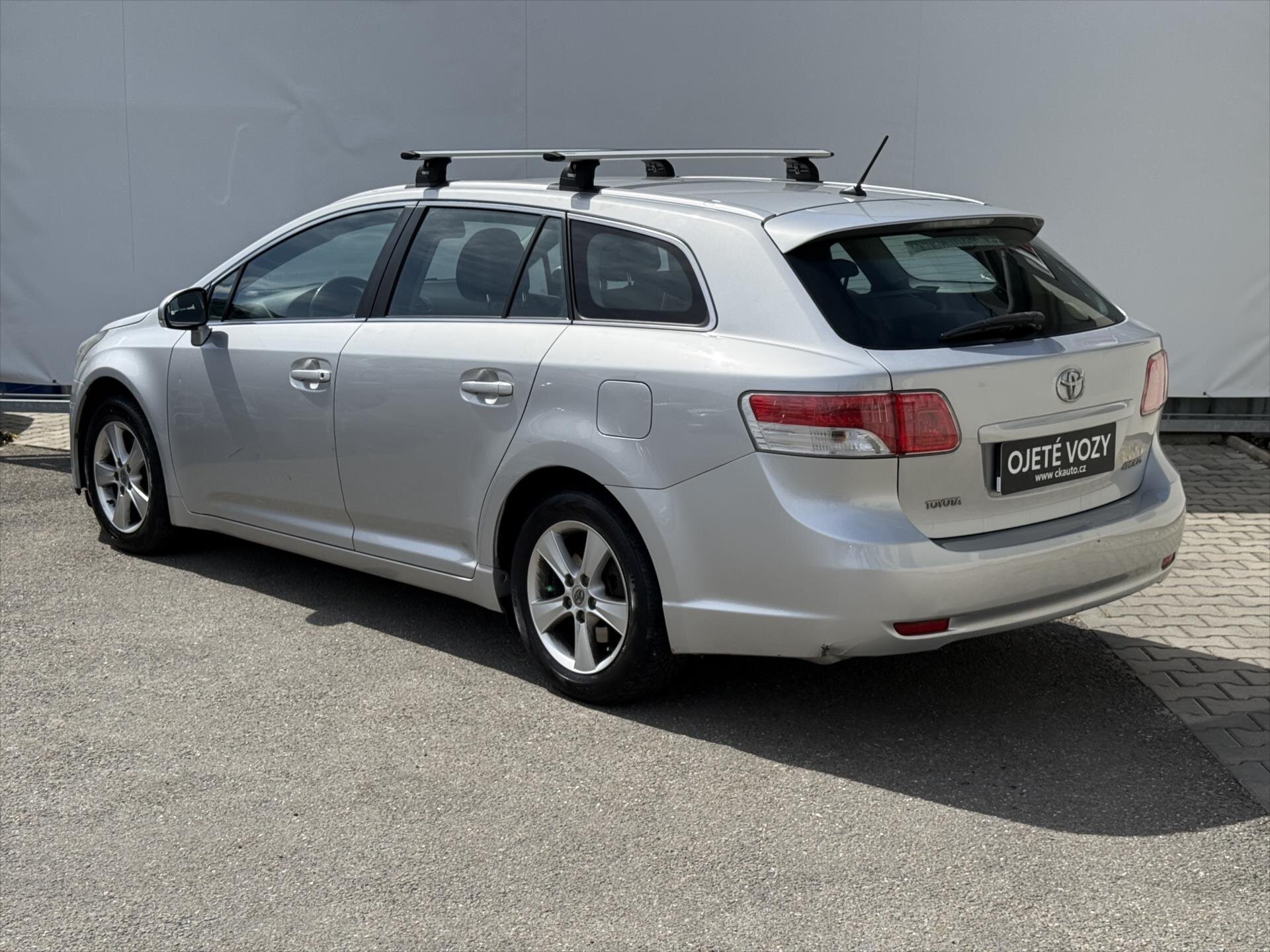 Toyota Avensis Kombi 1,8 l 108 kw