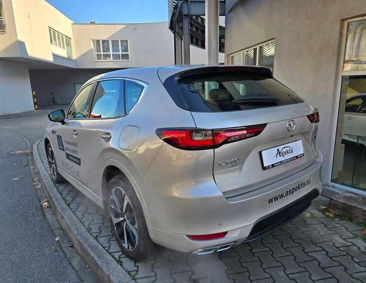 Mazda CX SUV / Terénní 2,5 l 241 kw