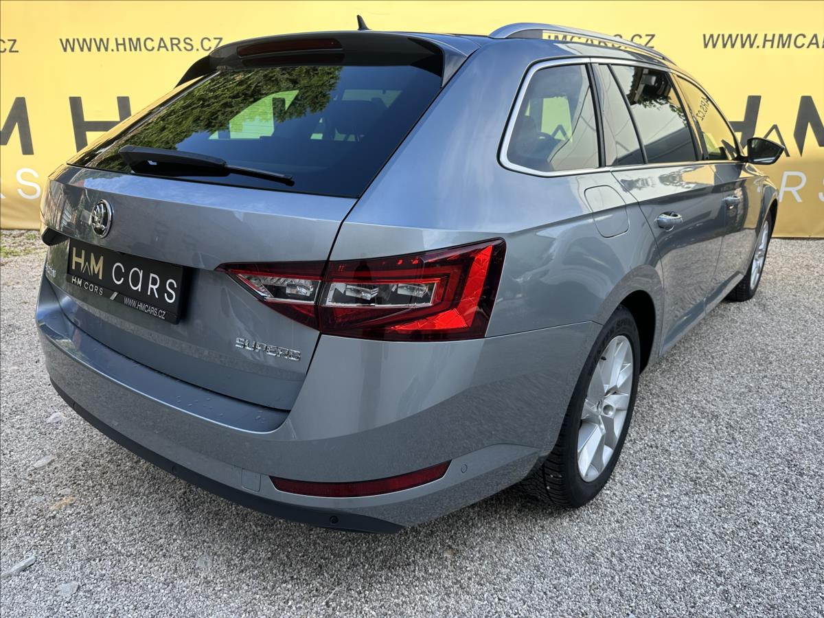 Škoda Superb