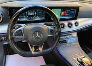 Mercedes-Benz Třídy E 12