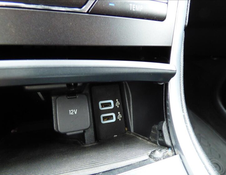 Ford S-MAX MPV 2,0 l 110 kw