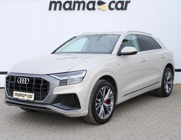 Audi Q8 SUV / Terénní 3,0 l 250 kw