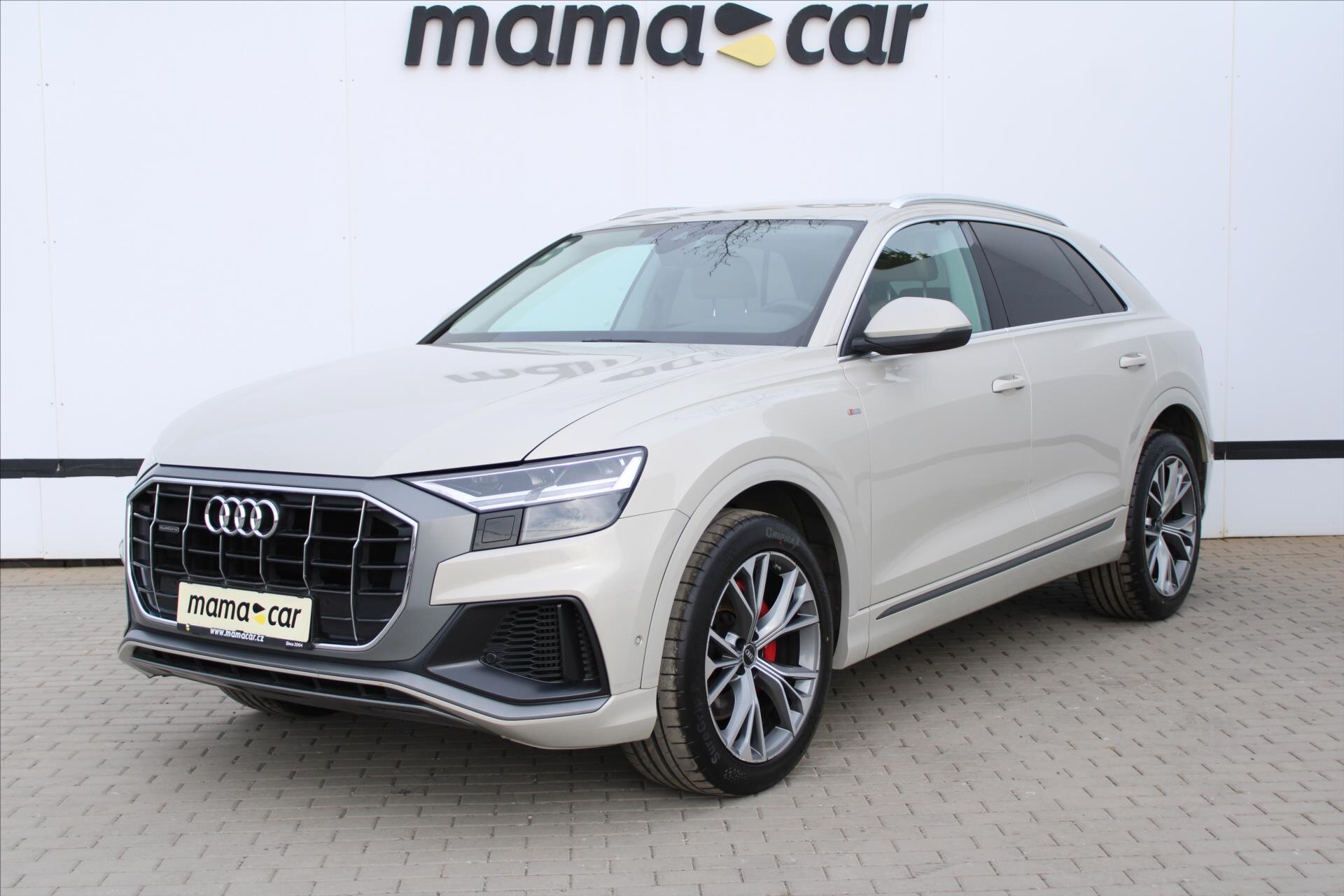 Audi Q8 SUV / Terénní 3,0 l 250 kw
