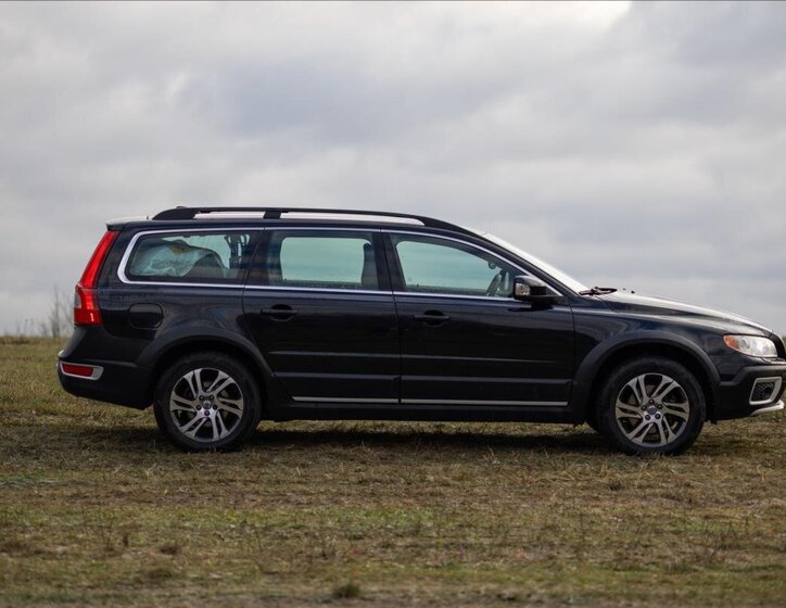 Volvo XC70 2
