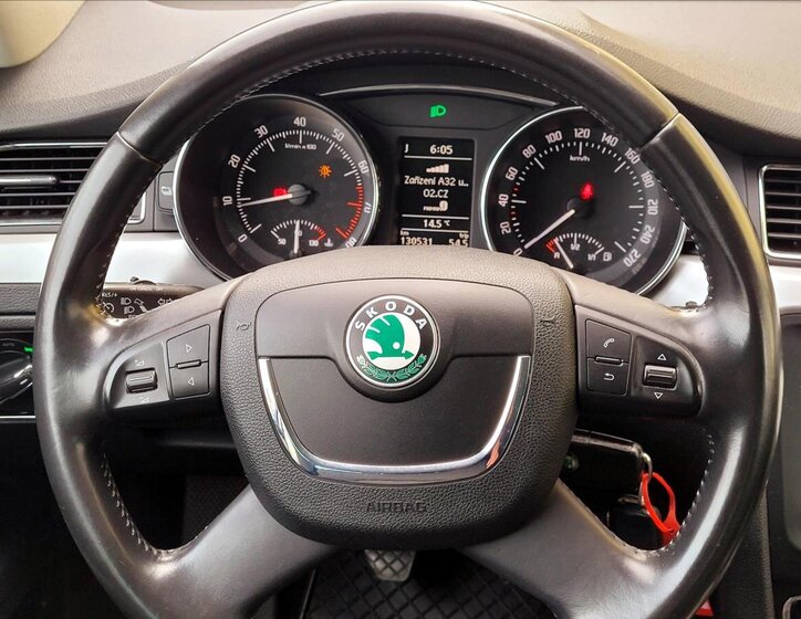 Škoda Superb Kombi 1,8 l 118 kw