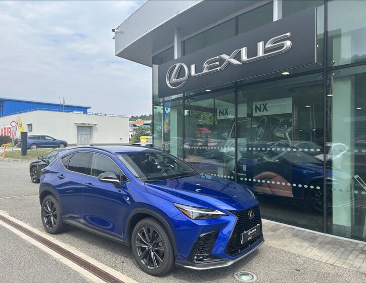 Lexus NX 450h+ SUV / Terénní 2,5 l 227 kw