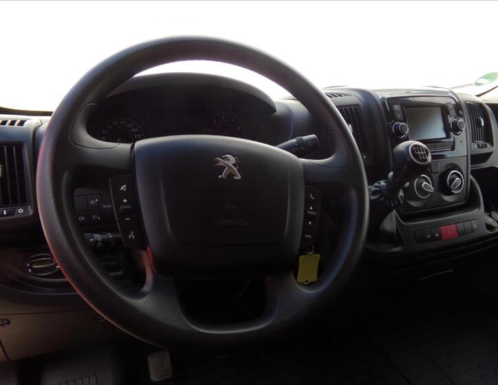 Peugeot Boxer 11