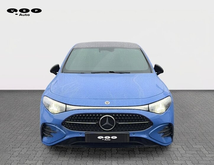 Mercedes-Benz CLA Sedan 1,5 l 120 kw