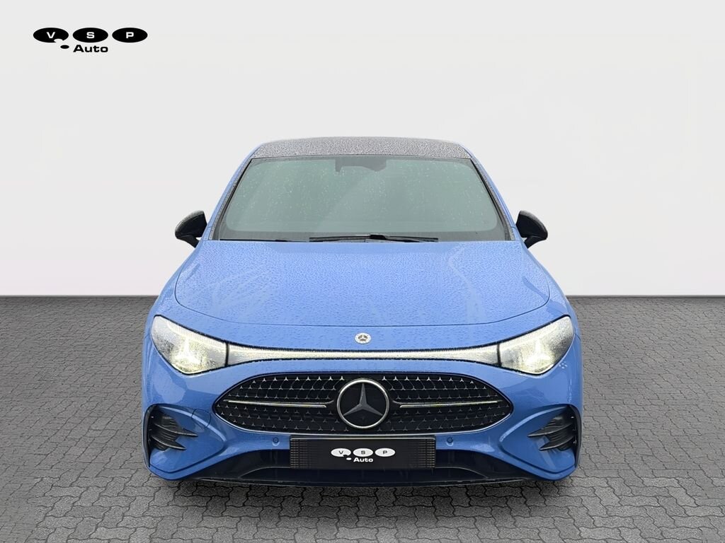 Mercedes-Benz CLA Sedan 1,5 l 120 kw