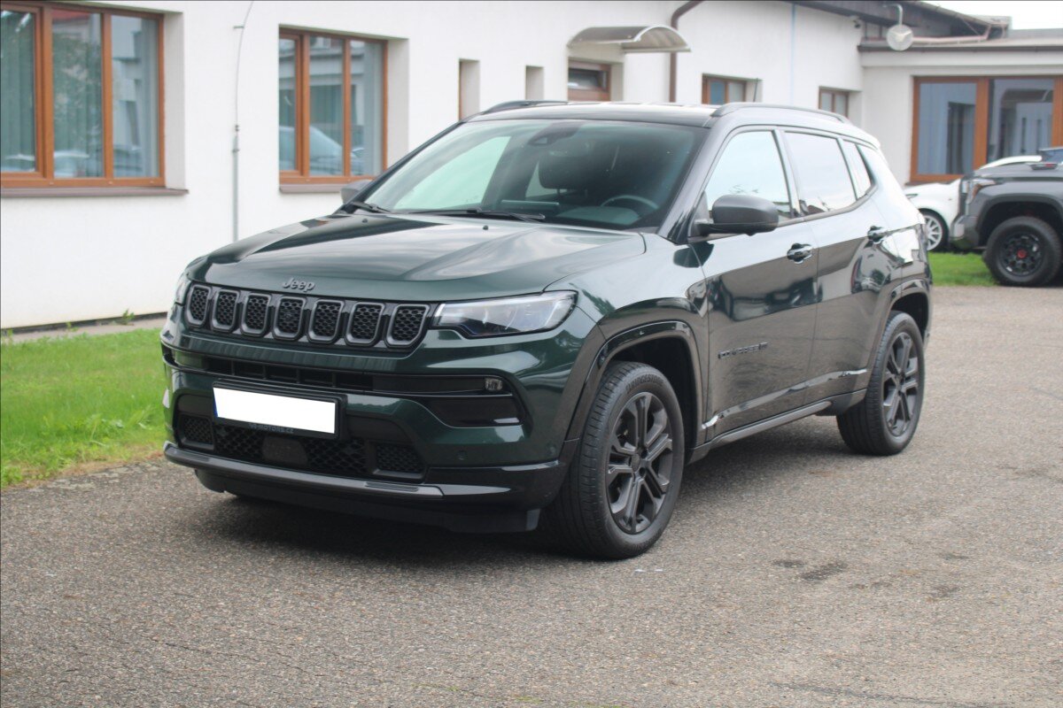 Jeep Compass SUV 1,3 l 110 kw
