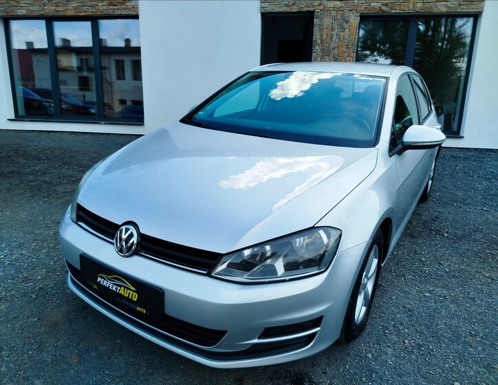 Volkswagen Golf 1