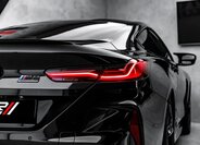 BMW M8 Kupé 4,4 l 460 kw