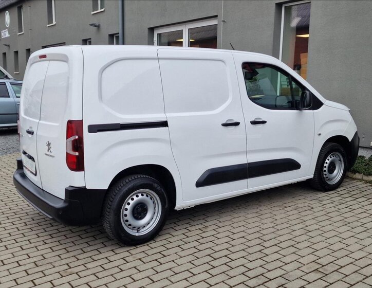 Peugeot Partner Skříň 1,2 l 81 kw