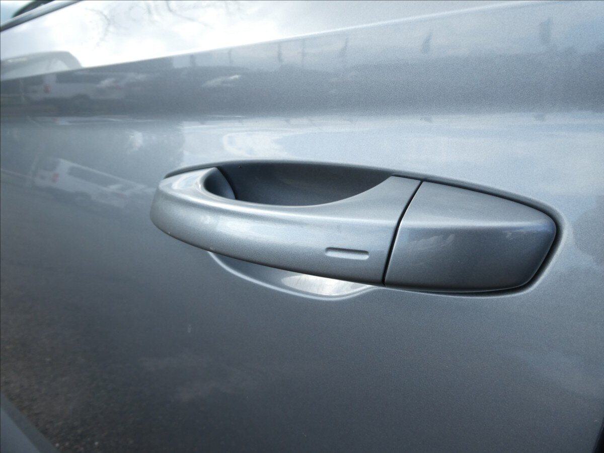 Škoda Superb Liftback 2,0 l 110 kw