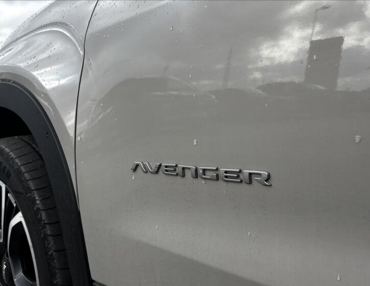 Jeep Avenger SUV / Terénní 1,2 l 74 kw