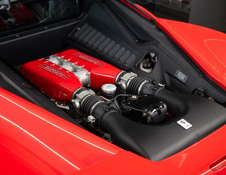 Ferrari 458 Kupé 4,5 l 416 kw