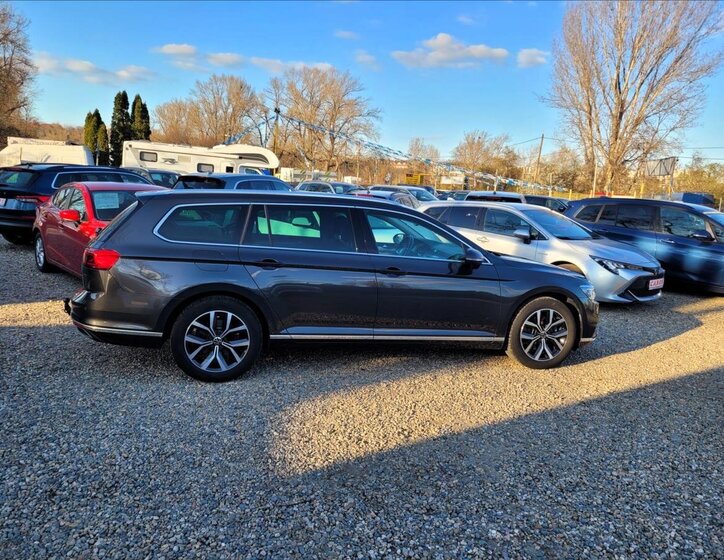Volkswagen Passat Kombi 2,0 l 90 kw