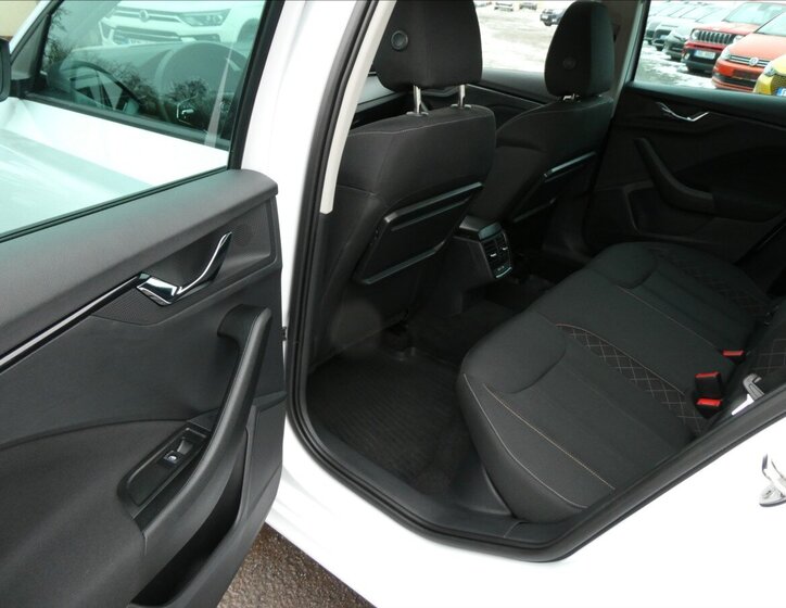 Škoda Kamiq Hatchback 999,0 81 kw