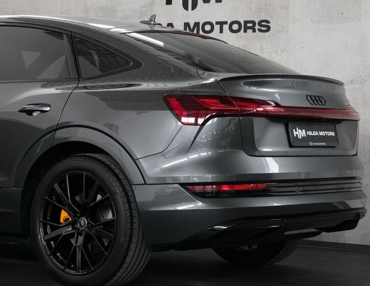 Audi e-tron SUV 0,0 300 kw